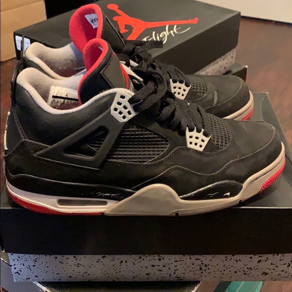 2012 Jordan bred 4s